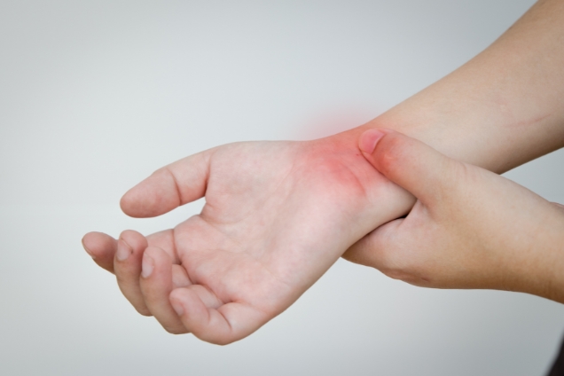 pain in hand and palm